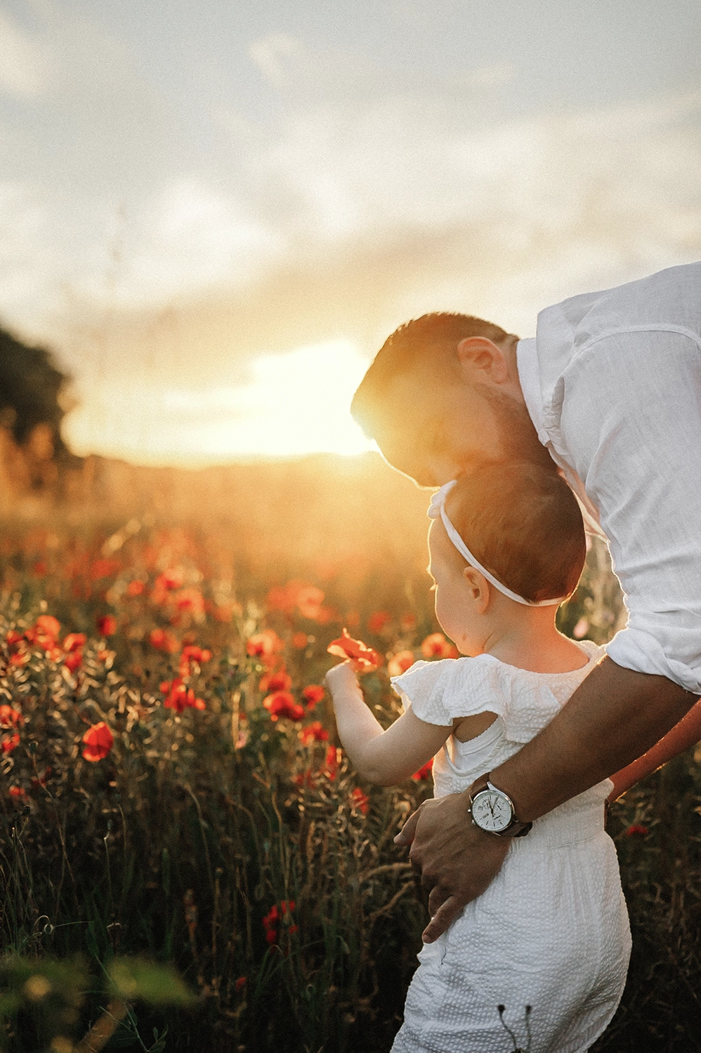 photo-pere-fille-coucher-soleil-var-coquelicots photo de couple mariage provençal Var