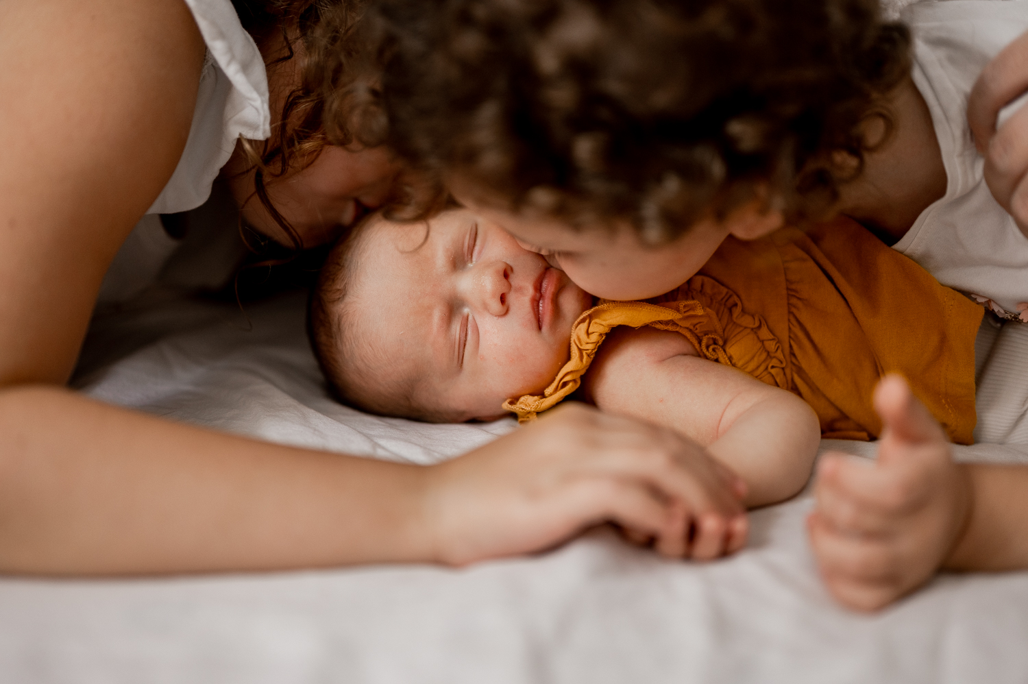 seance-photo-naissance-a-domicile-draguignan